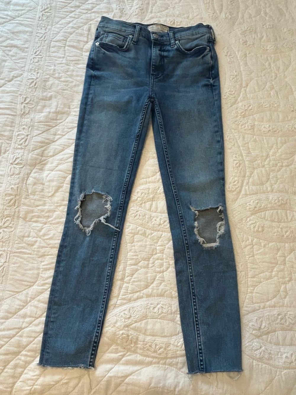 Free People Blue Distressed Skinny Jeans 27